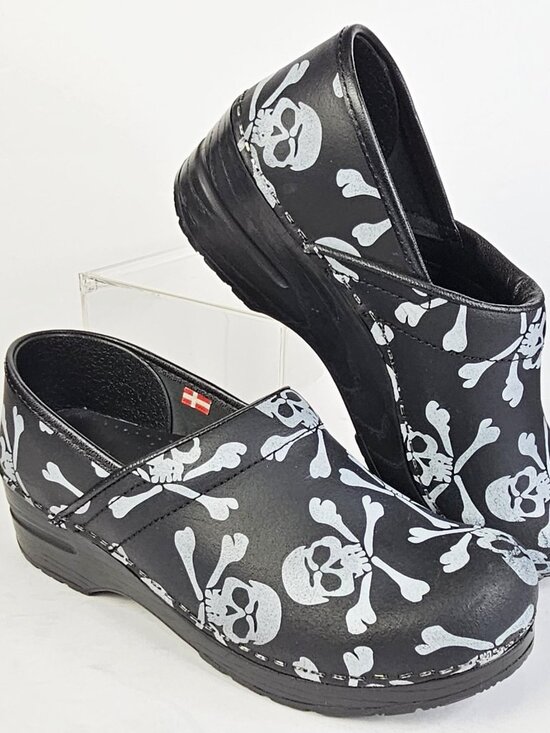 Sanita Shoes - Sanita Women's Clogs EU 38 Black Skull Crossbones Slip-On Comfort Shoes